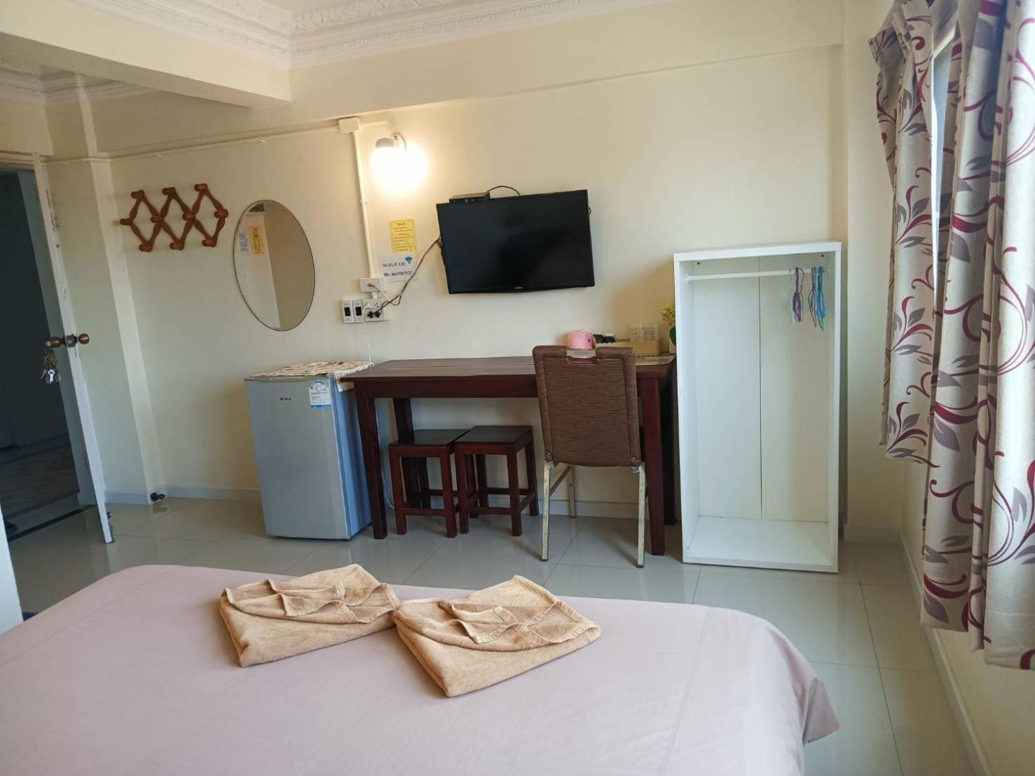 Anchalee Resort Bang Saphan Exterior photo